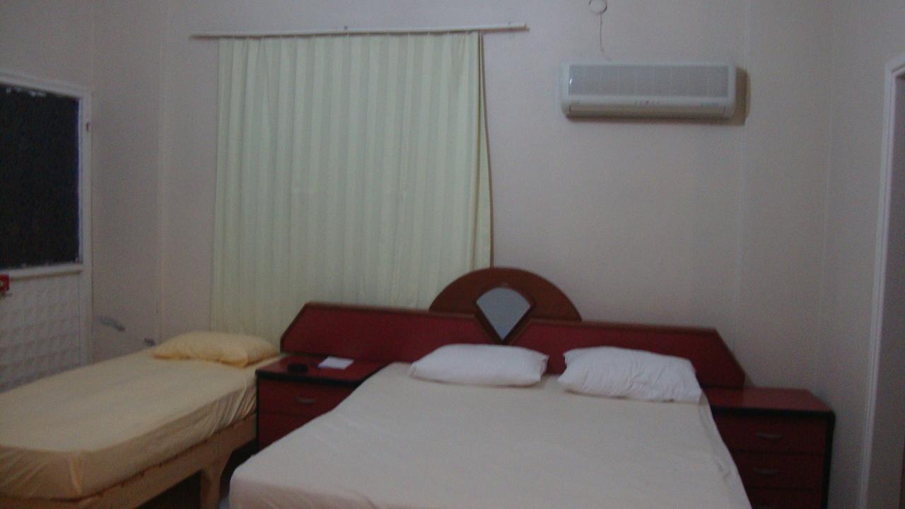 Degerli Motel Seferihisar Rum bild